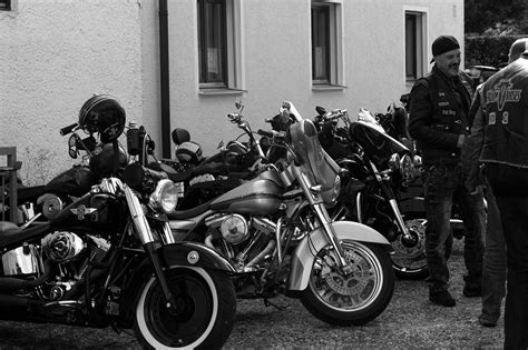 Die lieferung brauchte etwas länger als wir vermutet haben, aber der service war immer wirklich hilfsbereit und freundlich am telefon. Portrait: Die Crash Bike Garage! - Bikes, Music & More