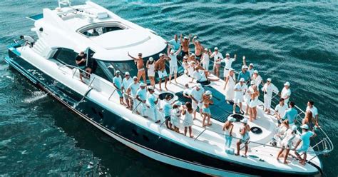 Luxurious And Versatile Event Yacht At Yot Club Gold Coast Venue Hire