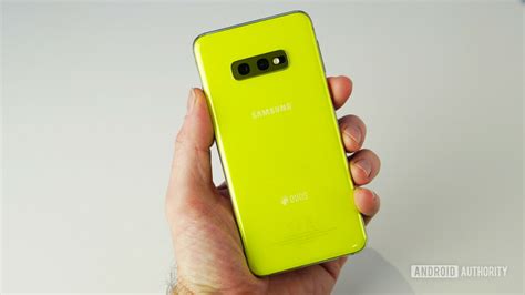 Samsung Galaxy S10e Review The Best Galaxy S10 For Most People