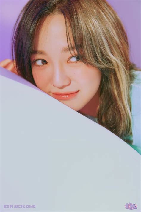 kim sejeong age debut bio wiki facts and more kpop members bio