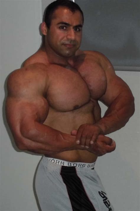 Muscle Lover Tribute To The Iraqi IFBB Pro Bodybuilder Khalid Almohsinawi