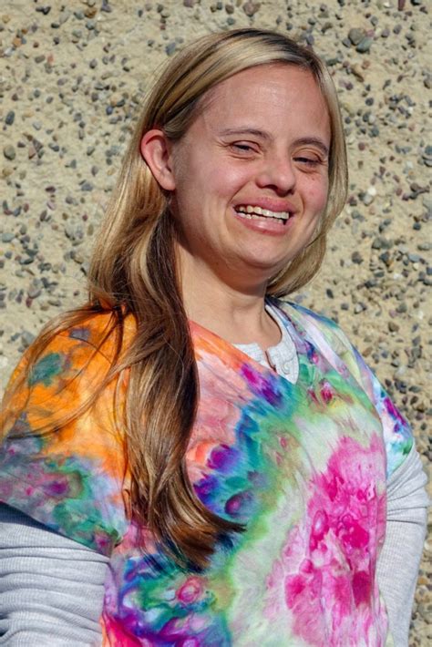 Girl With Downs Syndrome Takes Inspiring Pictures Of Others With Condition Metro News