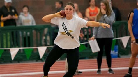 fhsu women s track finishes strong at bearcat open