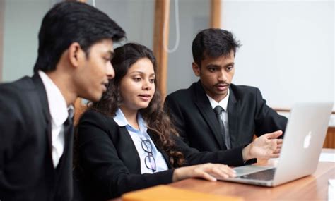 Summer Internships For College Students In India