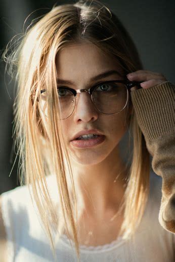Love That Beauty Blonde Girl Glasses Fashion Cute Glasses