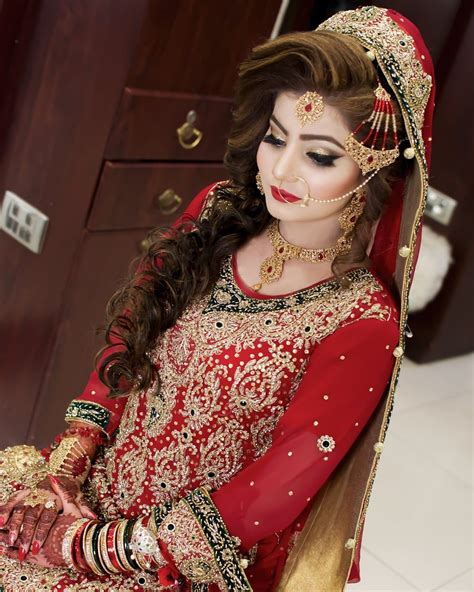 Pictures Of Bridal Makeup In Pakistan Photos