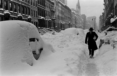 The Great Blizzard Of 1947 Photos Of New York Buried In White