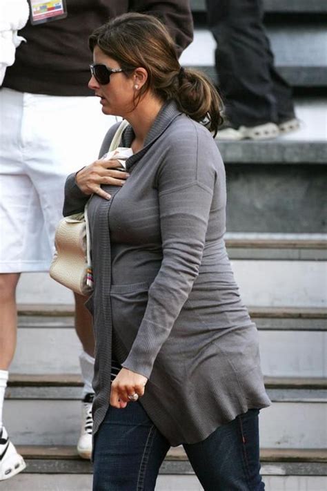 Mirka federer fans ретвитнул(а) roger federer fdn. Mirka Vavrinec Stripes Her Bump | Celebrity Baby Scoop ...