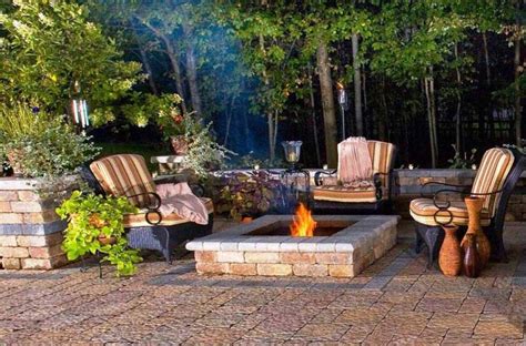 When placing within the edgers for the walkway and this helps bricks to fulfill properly at any corners while not having to chop or trim edgers. Quiet Corner:Outdoor Fire Pit Seating Ideas - Quiet Corner