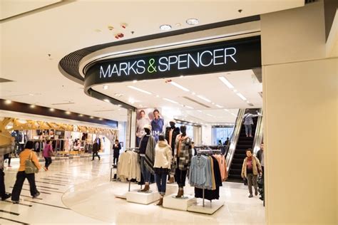 Marks & spencer modellerini size özel fırsatlarla online olarak hemen satın alın! M&S announces interim womenswear and lingerie directors ...