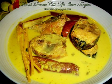 Jom layan resepi yang saya gunakan hari ini. Resepi Ikan Tongkol Masak Lemak - Resep Bunda Erita