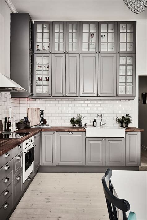 Here's the top 10 questions i get about my chalk painted kitchen cabinets: Zijn deze 9 keukens wel echt IKEA? | Hebbes & Zimmo