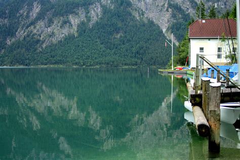Free Download Hd Wallpaper Tyrol Plansee Lake Mountain Marina