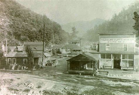 Logan Wv History And Nostalgia West Virginia Old Pictures Camden Park
