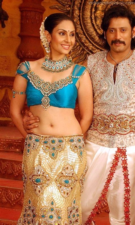 Divya Parameshwaran Tamil Actress Ps Hot Navel Pics