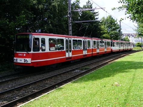 Lll➤ alle fernbusse zwischen dortmund und köln in preis und komfort vergleichen. Ein dreiteiliger Stadtbahnwagen B auf der Tunnelrampe ...