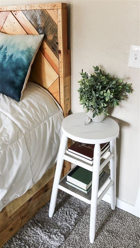 Her Diy Bedside Table And She Painted It Herself Unique Nightstand