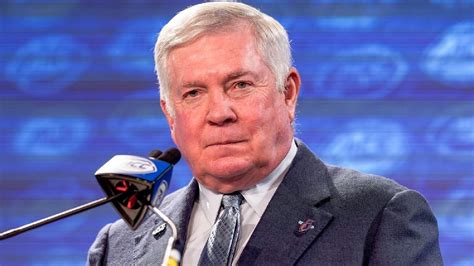 Video: Mack Brown pulls Antonio Brown in locker room after North