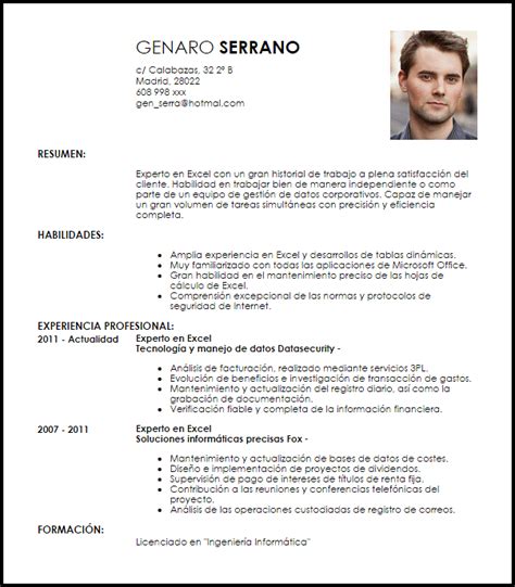 Modelo Curriculum Vitae Experto en Excel | LiveCareer