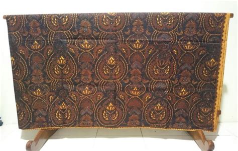 Indonesia Batik Tulis Kebumen Is Unique Batik Dlidir