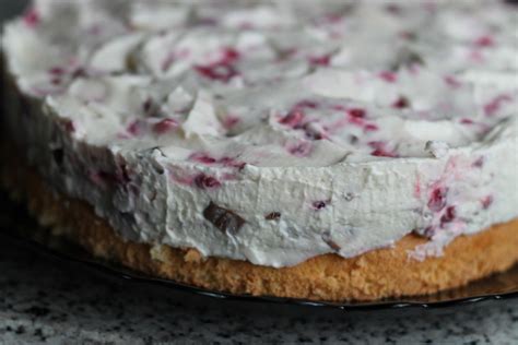 We did not find results for: Sonntagskuchen - Himbeer Yogurette Torte - Rezept mit Joghurt