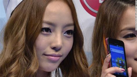 Goo Hara Another K Pop Death Exposes Pressures Of An Industry Built On Perfection Cnn