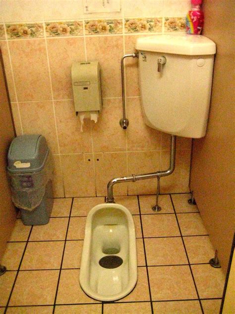 Squat Toilet In Japan Most I Saw Didn T Have A Tank Like That But