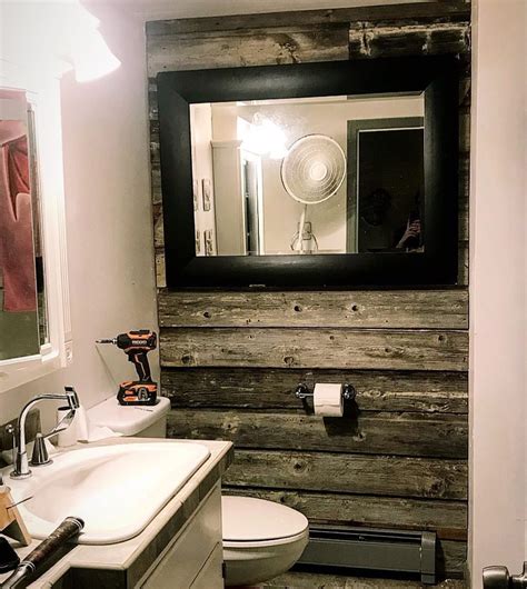 52 Rustic Bathrooms That Will Inspire Your Next Makeover Rustic Bathrooms Small Rustic