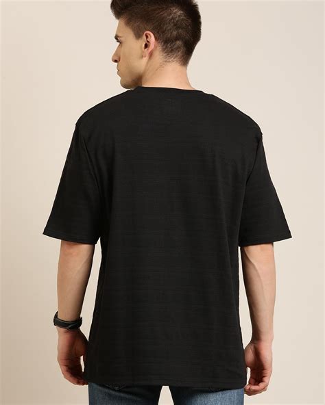 Buy Men S Black Oversized T Shirt Online At Bewakoof