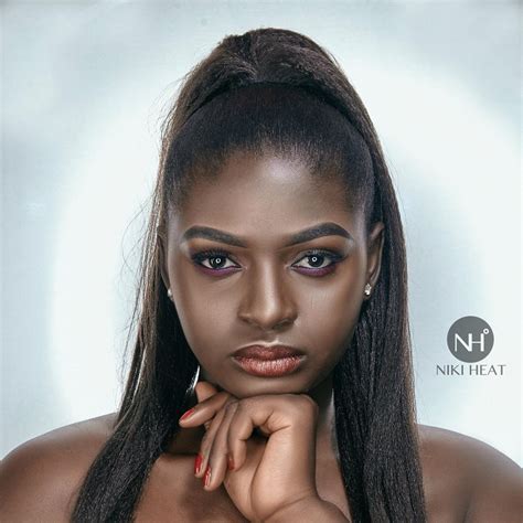 Niki Heat Just Proved Dark Skin Women Are Better Off With Nude Makeup