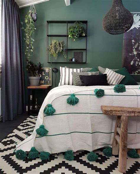 Idea Wallpapers On Instagram Gorgeous Green Bedroom With Pink Accents