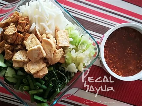 Hari ni che mat cuti masak nasi, tapi kita makan pecal atau orang jawa panggil 'pecel'. GeeHut: Pecal Jawa