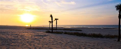 How To Spend The Day At The Gulfport Ms Beach Biloxi Beach Resort