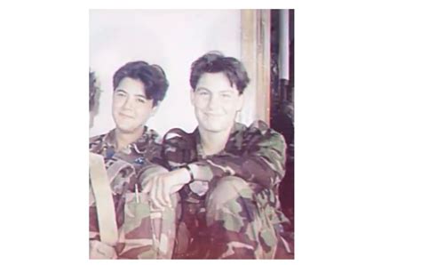 Türk Hava Kuvvetleri'nin İlk Kadın Şehit Pilotu: Ayfer Gök - Ekşi Şeyler