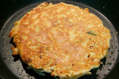 As the name implies, what goes into it and how it's prepared depends largely on your preferences. little japan mama : Okonomiyaki Recipe (with endless variations!)