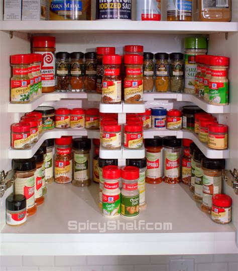 The spicy shelf spice rack is perhaps one of the most innovative and useful spice storage solutions out there. Rak Botol Dapur | Desainrumahid.com