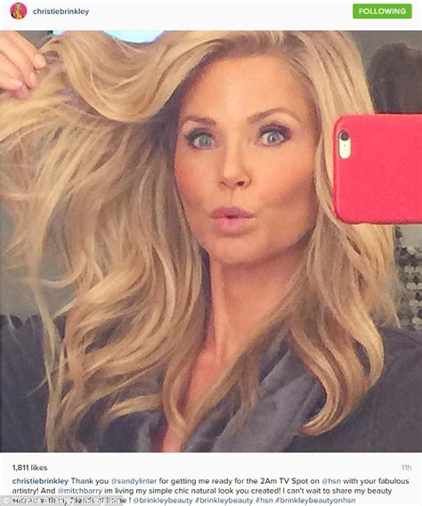 Christie Brinkley Flaunts Her Smooth And Natural Beauty In Make Up Free
