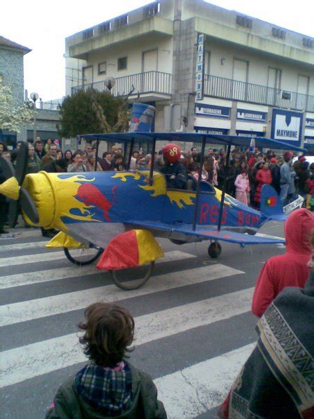 The population in 2011 was 6,336, in an area of 37.88 km². Fazer por Salvaterra, Fazer por Todos Nós: CARNAVAL DE ...