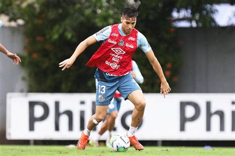 De volta, Kaio Jorge está à disposição do Santos - Jogada ...