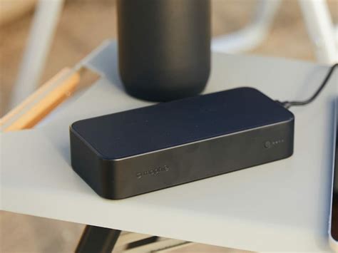 Mophie Powerstation Xl Portable Power Bank Recharges Devices Quickly