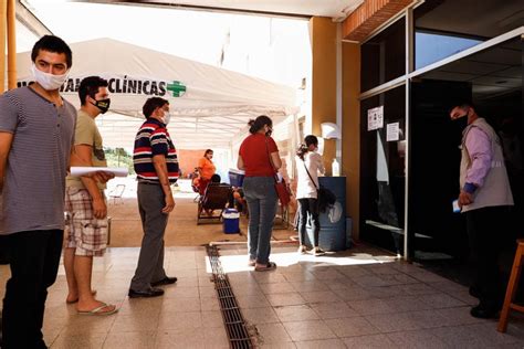 La vacunación se llevará a cabo en etapas de acuerdo a los grupos establecidos y se realizará en forma gratuita, equitativa y voluntaria. Paraguay presentó su programa de vacunación contra el ...