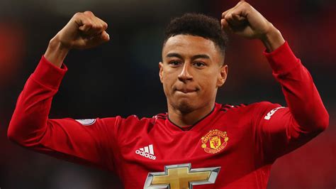 Jesse lingard is an english professional footballer who plays as a star attacking midfielder for 'manchester united' and for the english national football team. Jesse Lingard on David De Gea playing as a striker and the ...