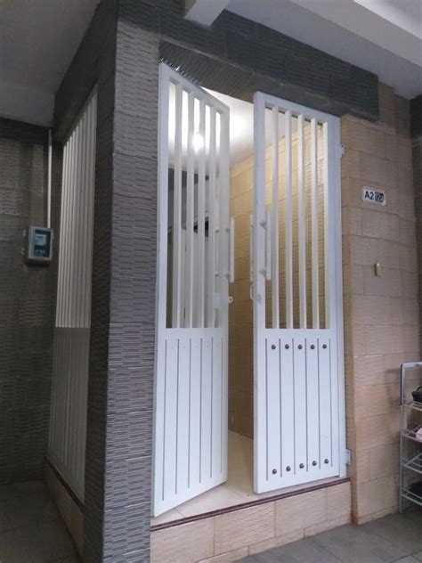 32 inspirasi pagar rumah minimalis untuk 2019. Pintu Engsel dan Pagar Minimalis Kombinasi Plat Jeglok dan ...