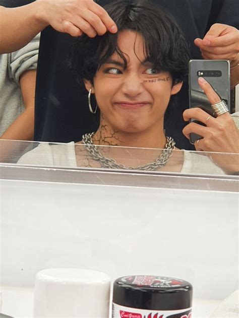 Kim Taehyung Weverse Tae Selfie Selca In 2020