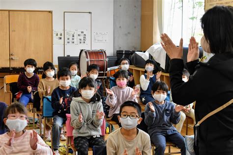 No Singing Eat In Silence How Japanese Schools Have Stayed Open