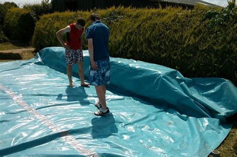 Build Your Own Swimming Pool From Bales Of Hay Diy Swimming Pool