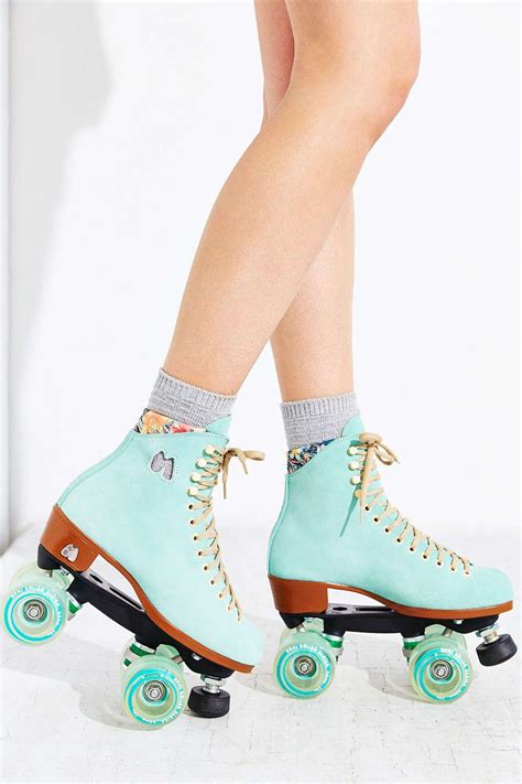 Awesome Stuff For You And Your Space Patins à Roulettes Vintage Patins à