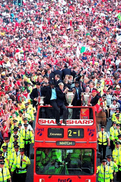 Manchester United Treble 1999 15 Years On 30 Stunning Pictures As