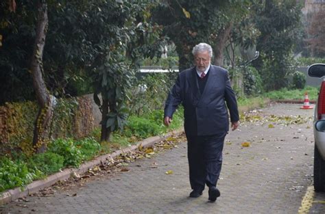 Tayyip erdoğan'ın adını anmak (velev muhalefet de olsan) ancak senin seviyeni yükseltir.i̇yi̇. Son dakika: Metin Akpınar ve Müjdat gezen serbest bırakıldı