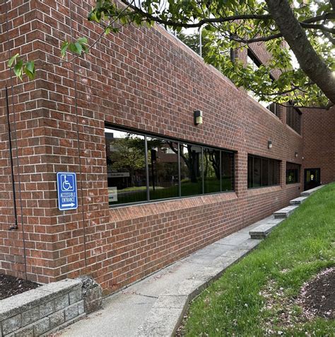 Eye Doctor Wellesley | Newton Wellesley Eye Associates Location